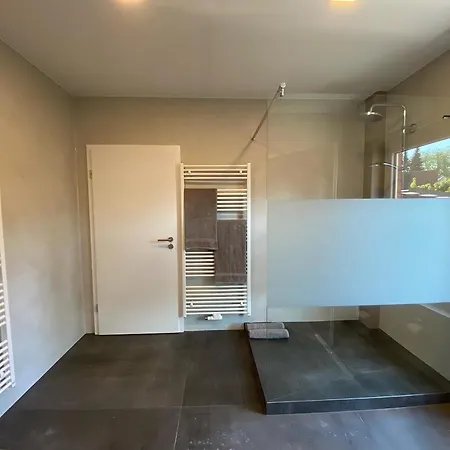 شقة K1889 - Elin رين