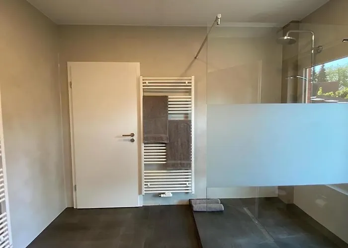 شقة K1889 - Elin رين